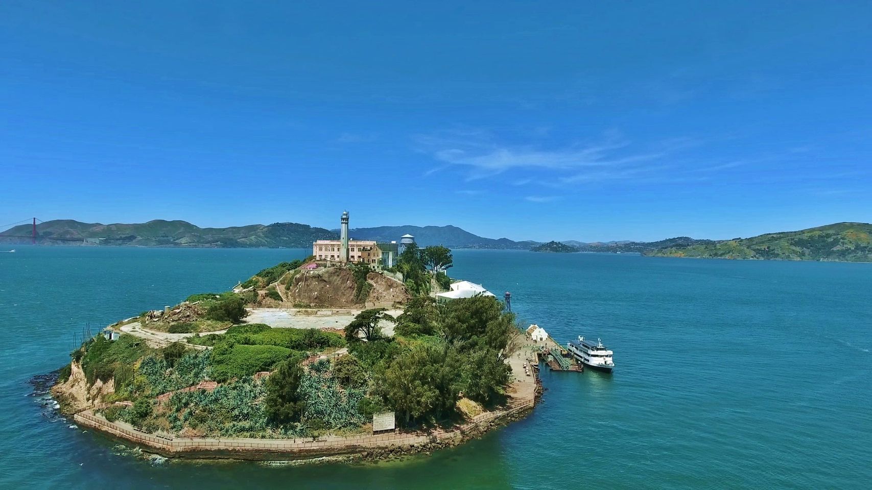 Het ontrafelen van de geheimen van Alcatraz: Het verkennen van het beruchte eiland.