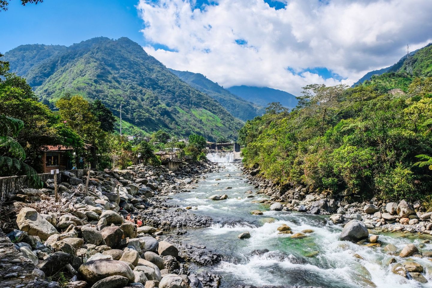 „Heavenly Adventure: topbestemmingen in Baños voor spannend plezier”