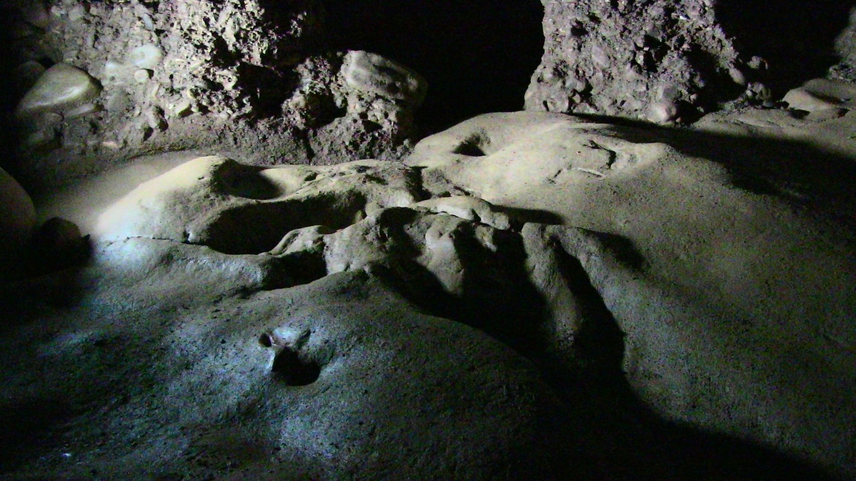 Ceramic block K-5 in the tunnel Ravne