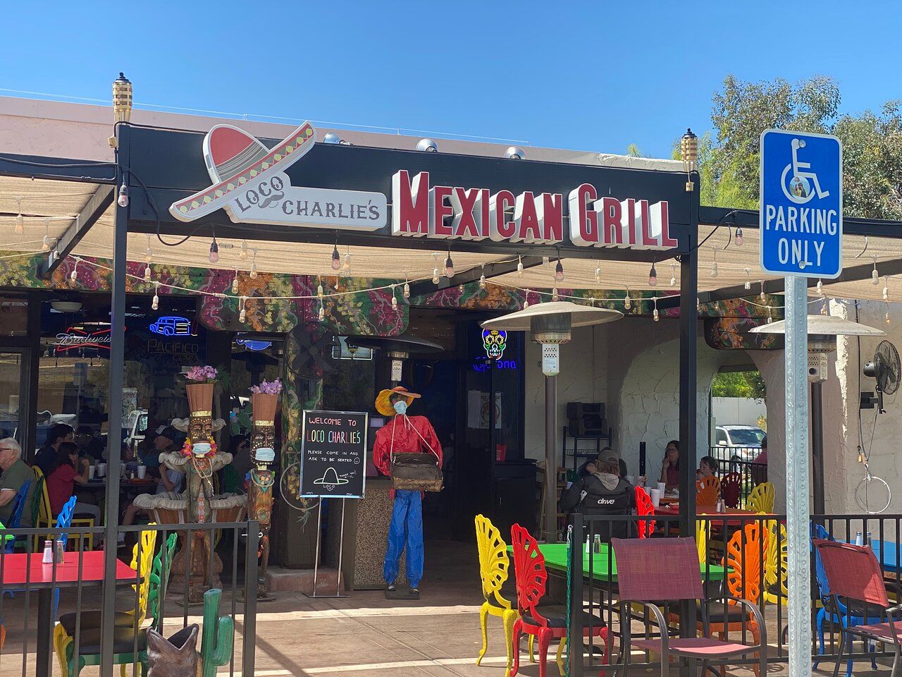 Loco Charlies Mexican Grill Palm Springs is a restaurant that offers fresh food with the flavors you crave. Food is made fresh every day and customers can choose from a salsa bar for their meal. Loco Charlie