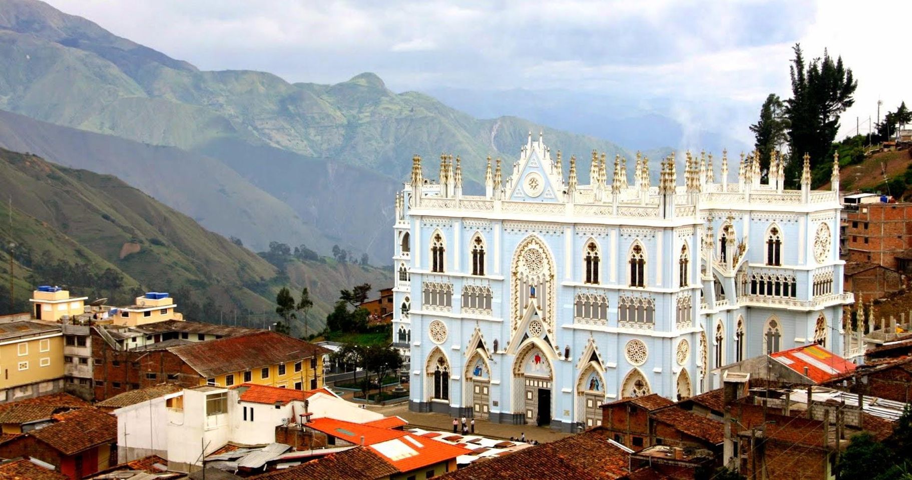 Spektakuläre Geheimnisse enthüllt: Hinter der Geschichte der Kathedrale von Loja