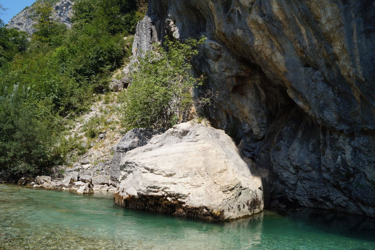 Discover the Hidden Gem of Valbona: Its Majestic Waterfall